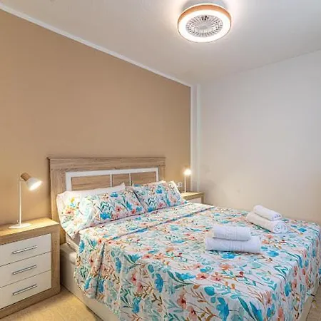 Bright With Sea And Montain View At Cristianos Apartment *